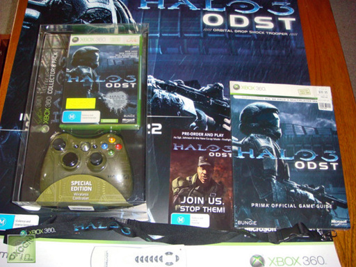 Фото содержимого коллекционнного издания Halo 3: ODST 