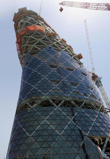 Обо всем - Capital Gate Abu Dhabi - здание с самым большим наклоном в мире