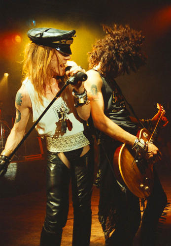 Обо всем - Guns N' Roses