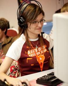 Half-Life: Counter-Strike - ASUS ENC 2010: наши девушки поедут на финалы!