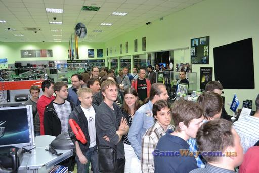 Ведьмак 2: Убийцы королей - Ранний старт продаж "Ведьмака 2" в Киеве [репортаж от GameWay]