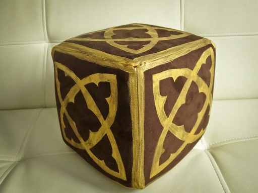 Diablo III - Horadric Cube - подушка.
